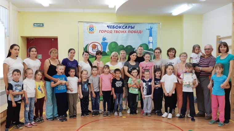 В чебоксарском детском саду в преддверии Дня физкультурника состоялся спортивный праздник «Я выбираю спорт!»