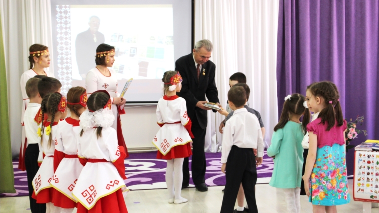В столичных детских садах проходят встречи с Почетными гражданами города Чебоксары