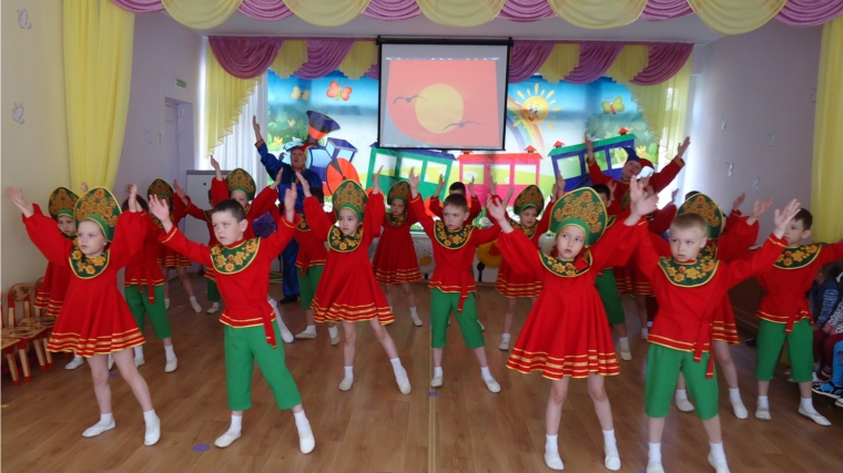 Чебоксарские детские сады готовятся к празднованию Дня России