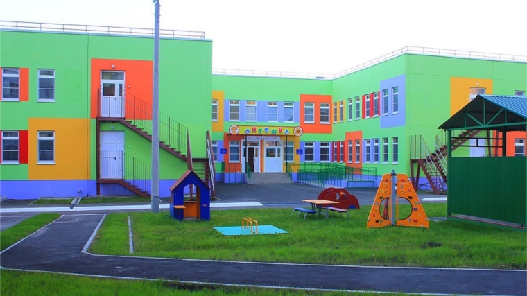 Цветущие детские сады столицы: в дошкольных учреждениях ведется работа по благоустройству территорий