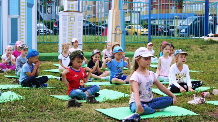 Хатха - йога в столичных детских садах