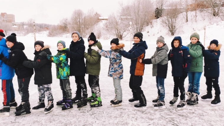 В новогодние каникулы столичные школьники ежедневно посещали ледовые катки