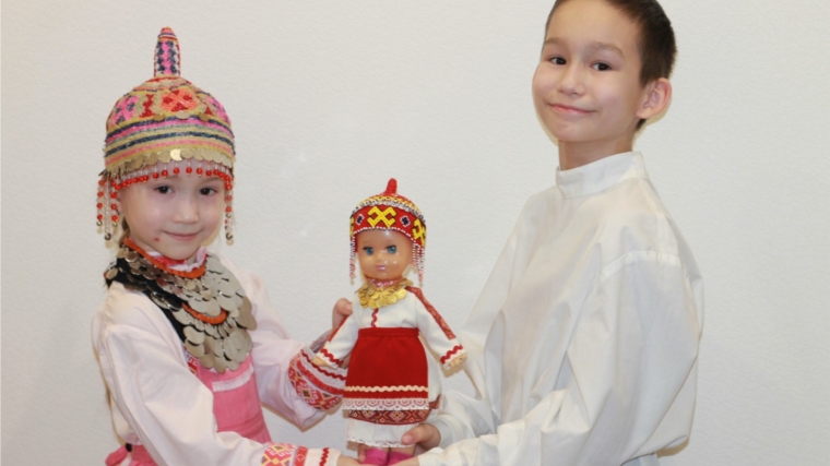 В рамках проекта «Онлайн-лагерь» в столичных школах прошли Дни чувашской культуры