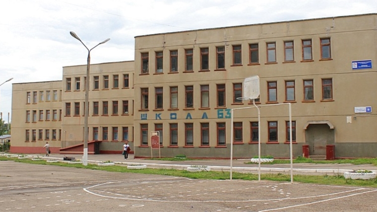 6 августа в столичной средней общеобразовательной школе № 63 произошло задымление.