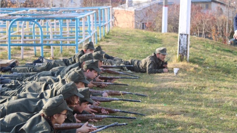 Ученики столичной школы № 59 стали участниками военно-тактической игры с элементами реконструкции «Сталинградская битва»