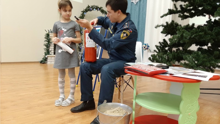 Безопасный Новый год: в столичных детских садах проходят тематические мероприятия