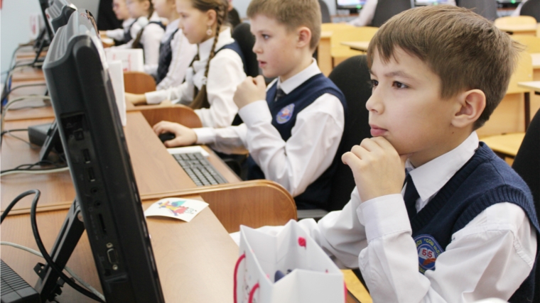 В столице состоялось торжественное открытие Дня школьного программирования с образовательной платформой Учи.ру